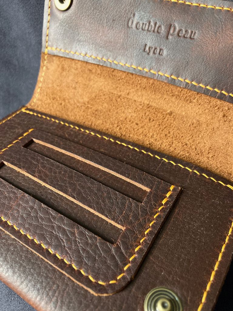 ALFRED - Blague à Tabac en Cuir